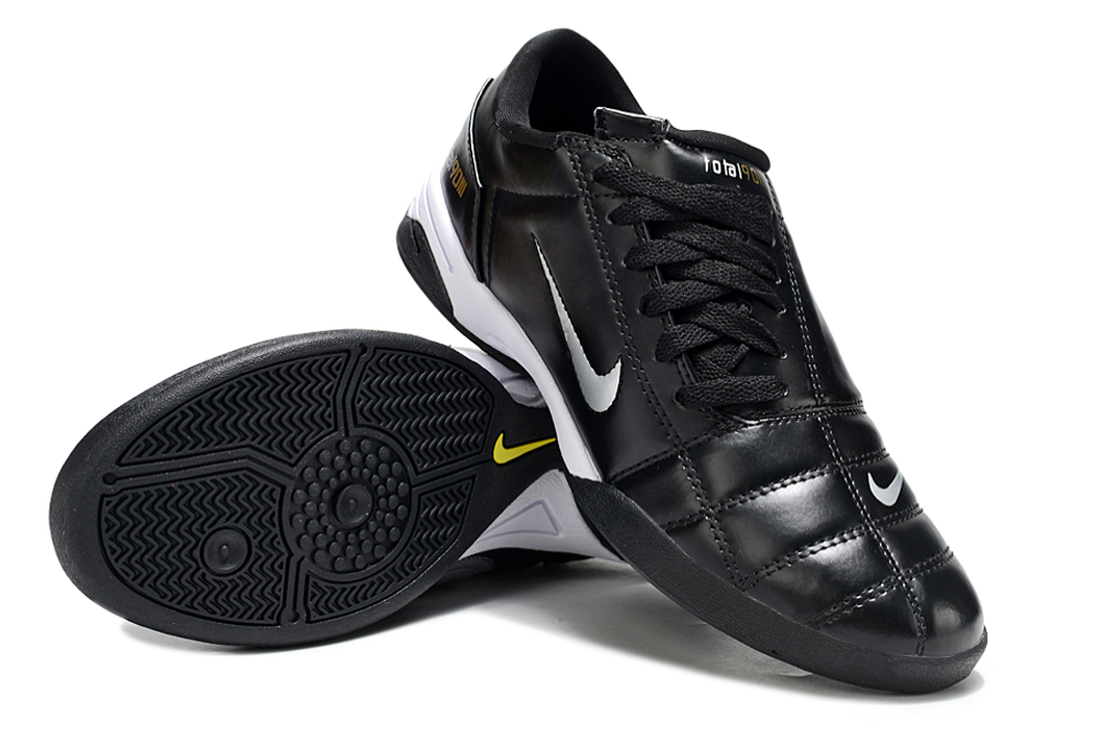 Chuteira Futsal Nike T90 III