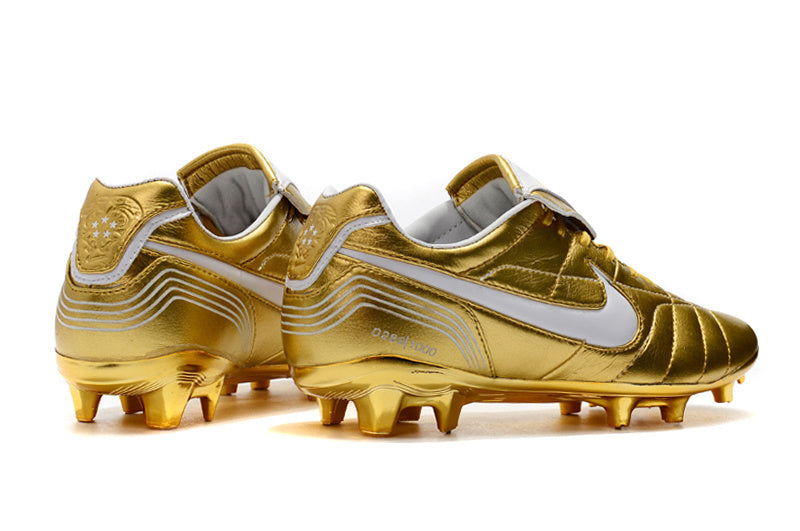 Chuteira Campo Nike Tiempo Legend 7 R10